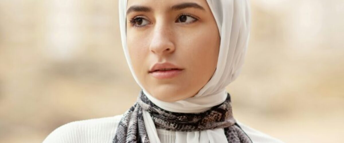Simple Modest