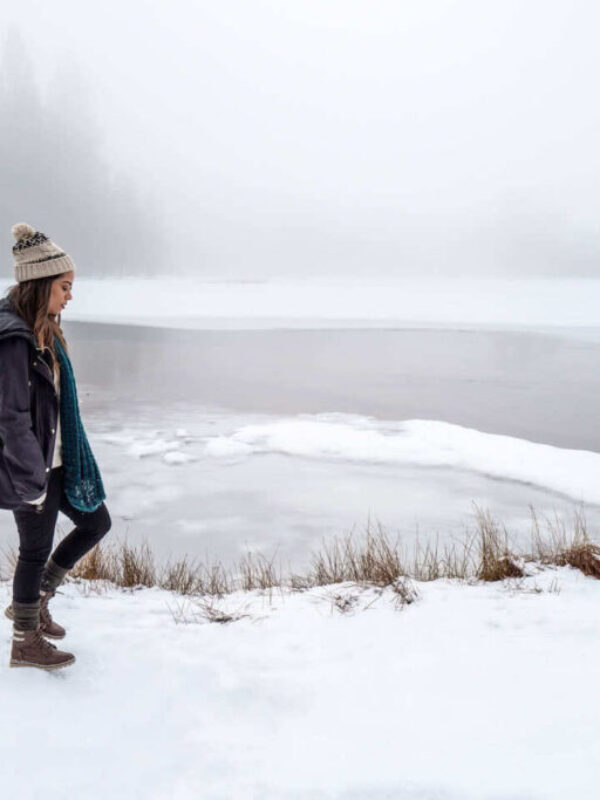 walking-on-snow